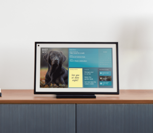 Découvrez l'Echo Show 15, le panneau d'affichage connecté d'Amazon en promo